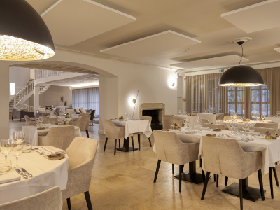 www.charmanthotel.com