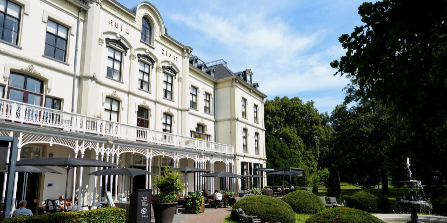www.charmanthotel.com