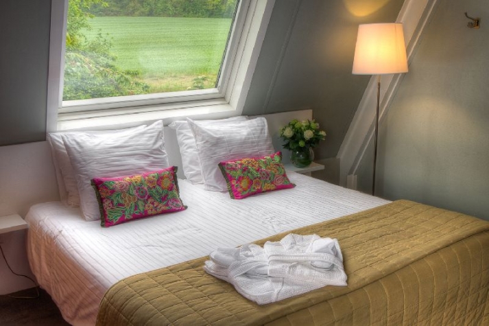 Mezzo Restaurant & Kamers