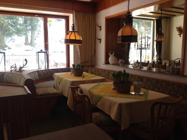 Hotel-Pension Zum Paradies