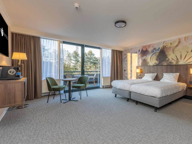 Fletcher Familiehotel De Hunzebergen