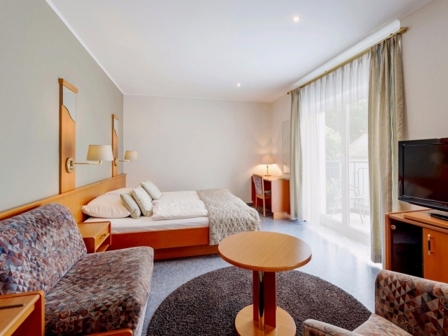 Hotel-Restaurant Dimmer