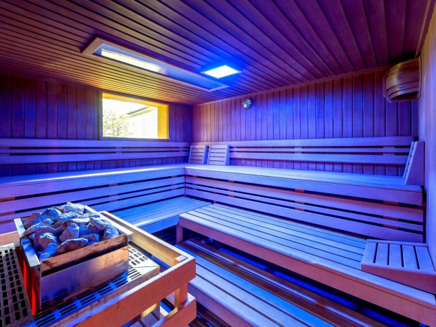 Hotel-Restaurant Dimmer